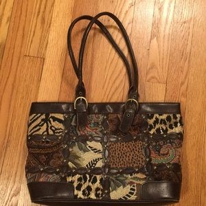 Bueno Patterned/Studded Purse